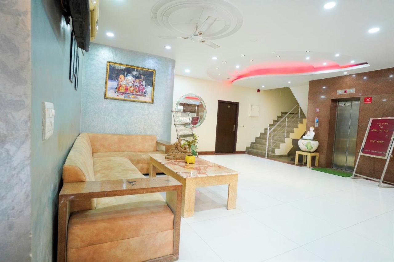 Hotel The Rts Plaza Nova Deli Exterior foto