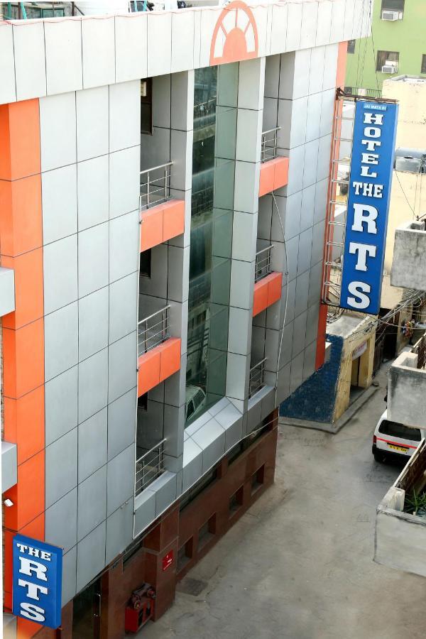Hotel The Rts Plaza Nova Deli Exterior foto